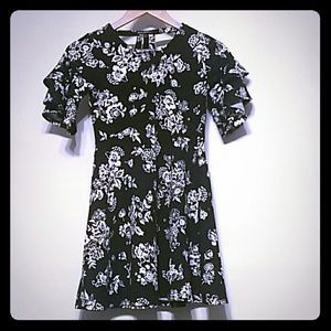 S black and white dress.